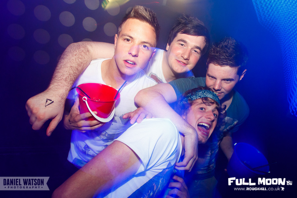 IMAGE: http://payload40.cargocollective.com/1/3/110609/3115181/29-03-2012-1_960.jpg