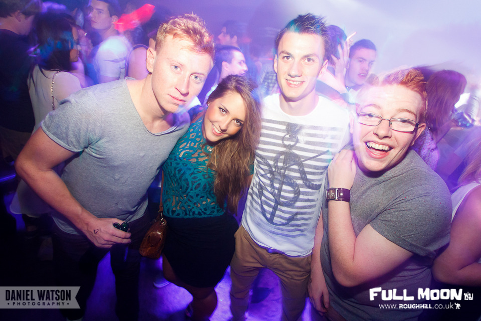 IMAGE: http://payload40.cargocollective.com/1/3/110609/3115181/29-03-2012-3_960.jpg